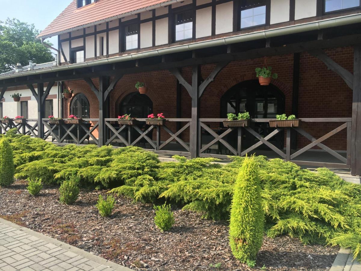 Hotel Dworska Elektrownia Kędzierzyn-Koźle Exterior foto