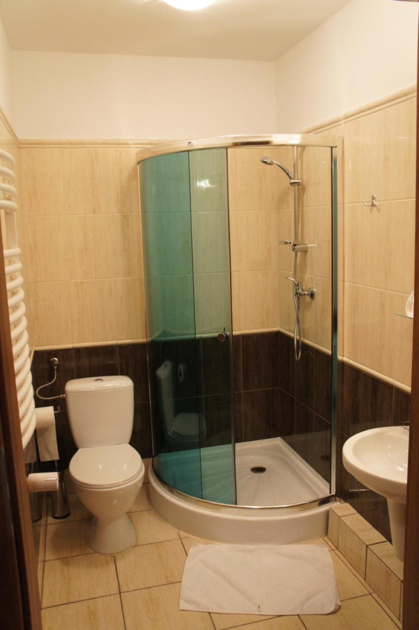 Hotel Dworska Elektrownia Kędzierzyn-Koźle Exterior foto